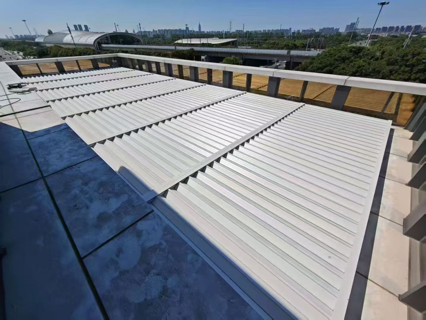 Aluminum Alloy Glass Roof Folding Shutters